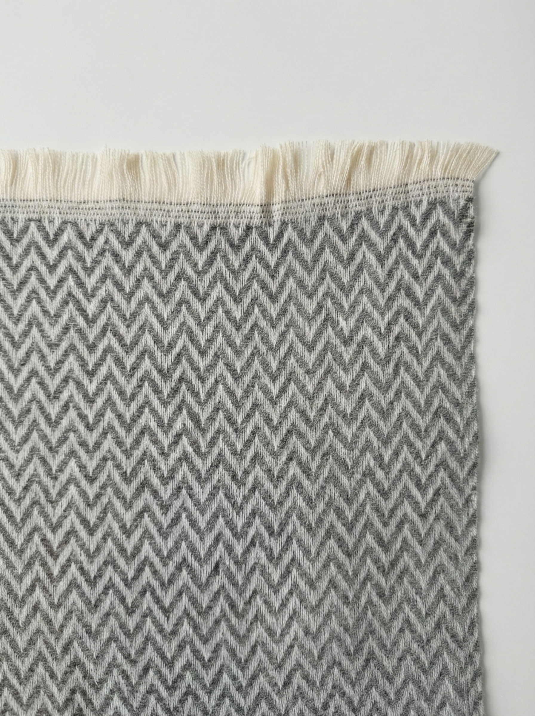 SILVER HERRINGBONE
